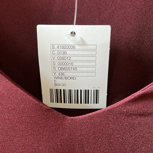 BRAND NEW WITH TAGS silence+noise burgundy shoulder pad flutter sleeve dress S - Picture 4 of 4